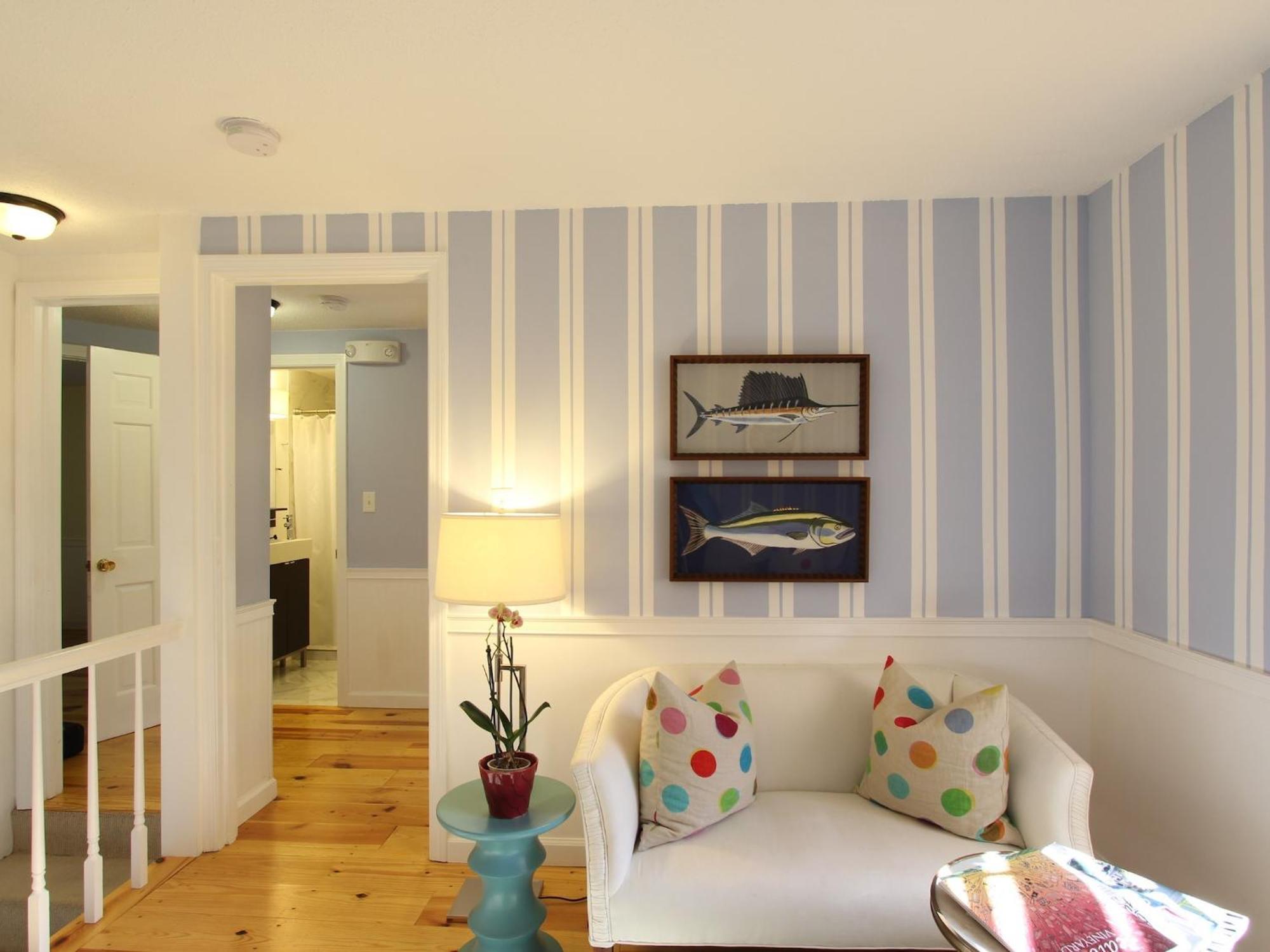 Bed & Breakfast Charles And Charles Mv